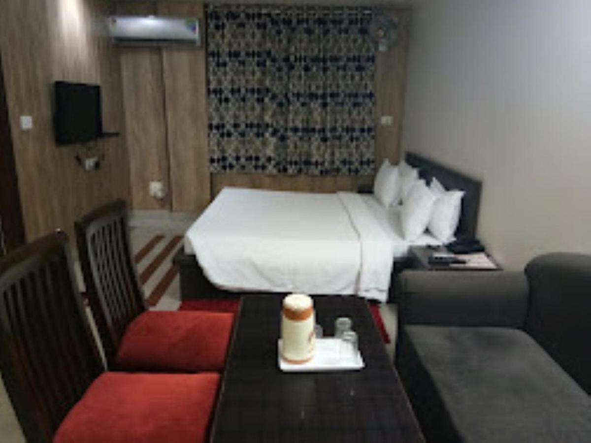 Hotel Shelter Inn,Chhatarpur Dış mekan fotoğraf